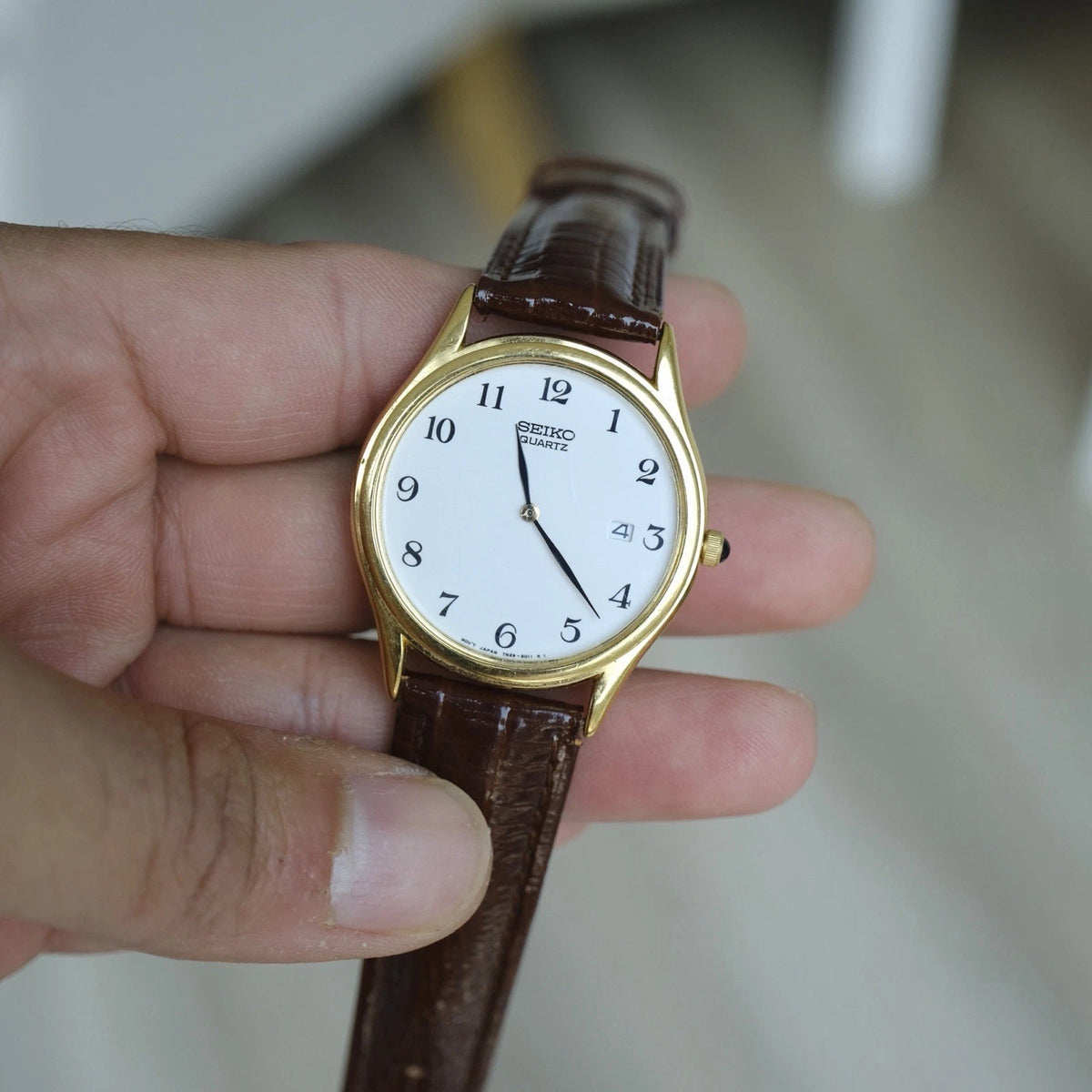 Vintage Seiko 7N29-8001 Quartz Watch – Gold Tone